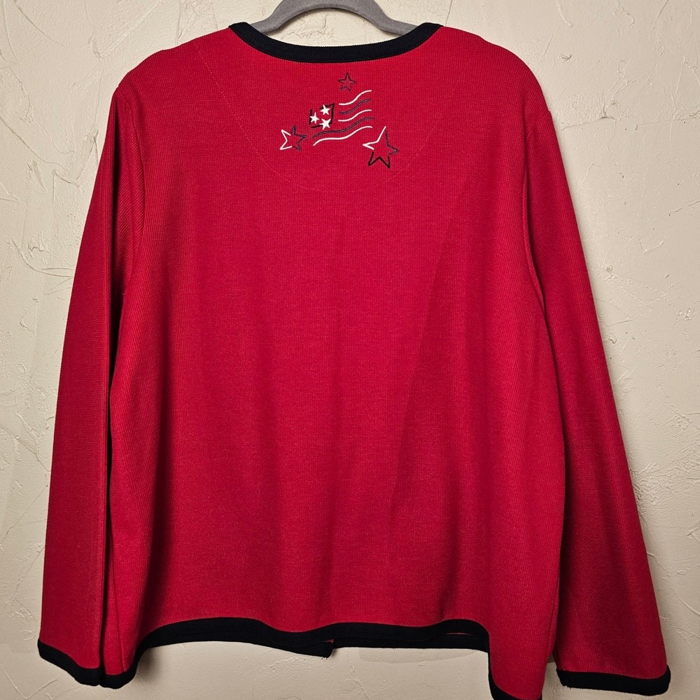 Vintage Banks 1X Red Patriotic Cardigan Sweater Stars USA Flag Embroidered EUC - Picture 10 of 11